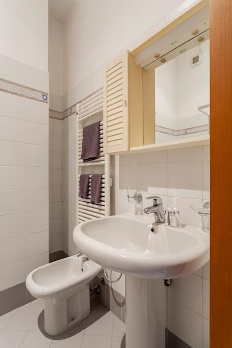 Luxury Loft On The Duomo Wifi & Netflix Lejlighed Milano Eksteriør billede